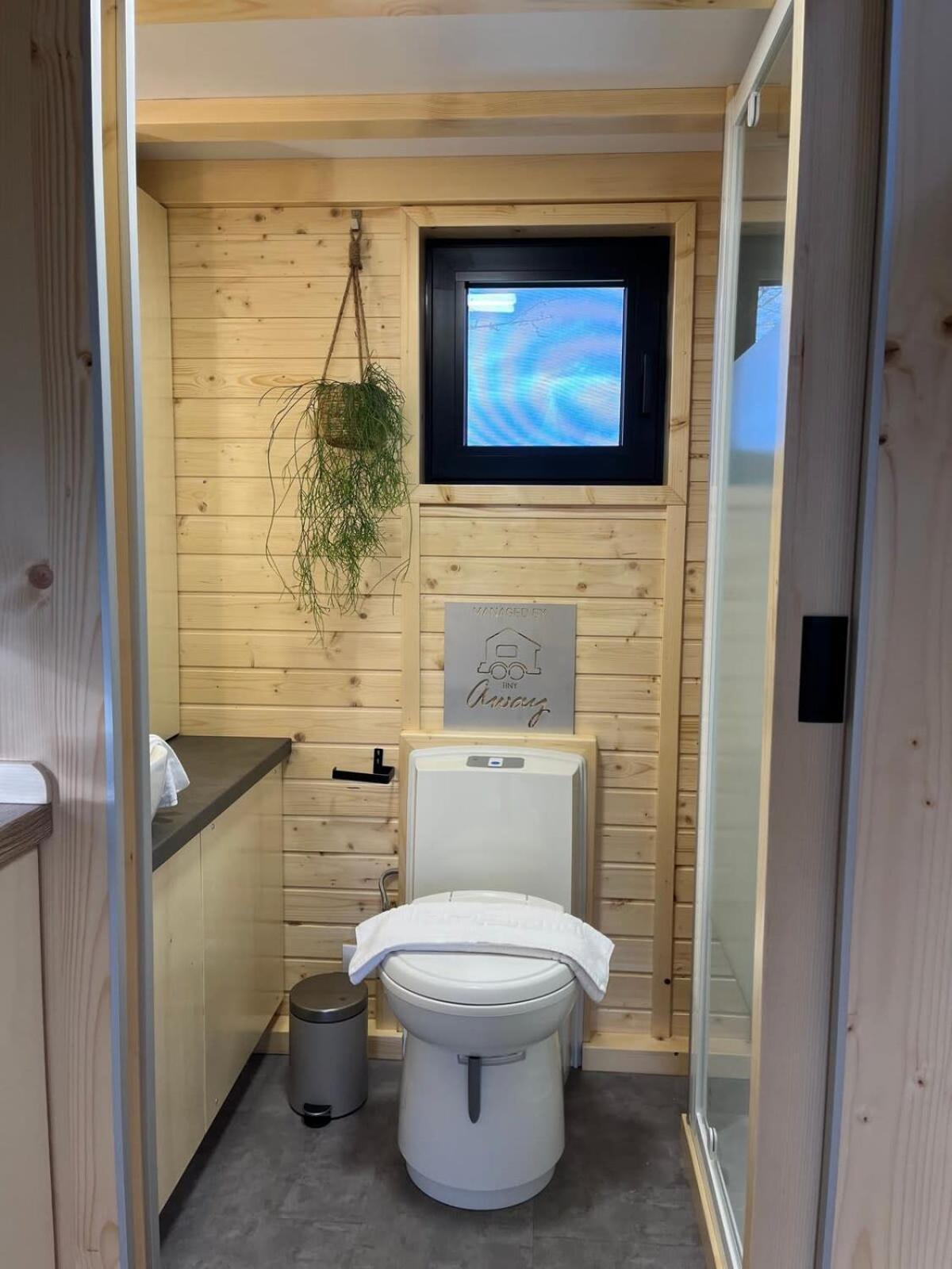 Villa Lisi Grun Tiny House By Tiny Away à Sattledt Extérieur photo